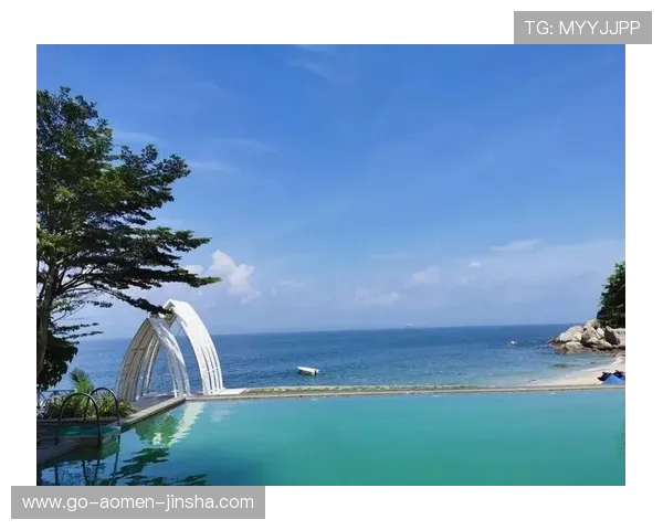 皇庭海景娱乐场提供专业的服务团队，打造安全舒适的海景娱乐环境