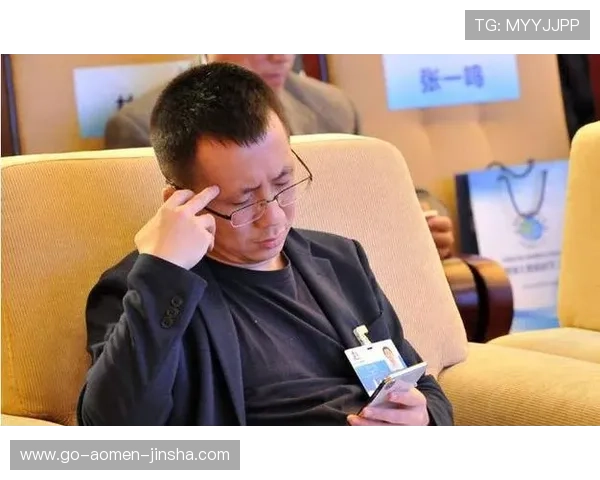 英皇中国：分析公司在中国市场的品牌建设与用户群体的持续增长策略